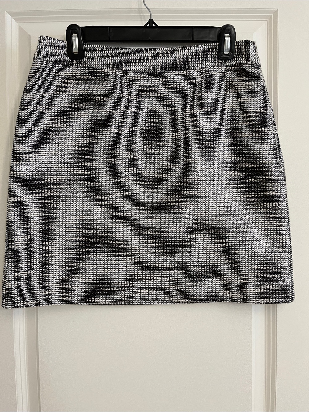 Banana Republic Metallic Tweed Mini Skirt Black Cream Size 6